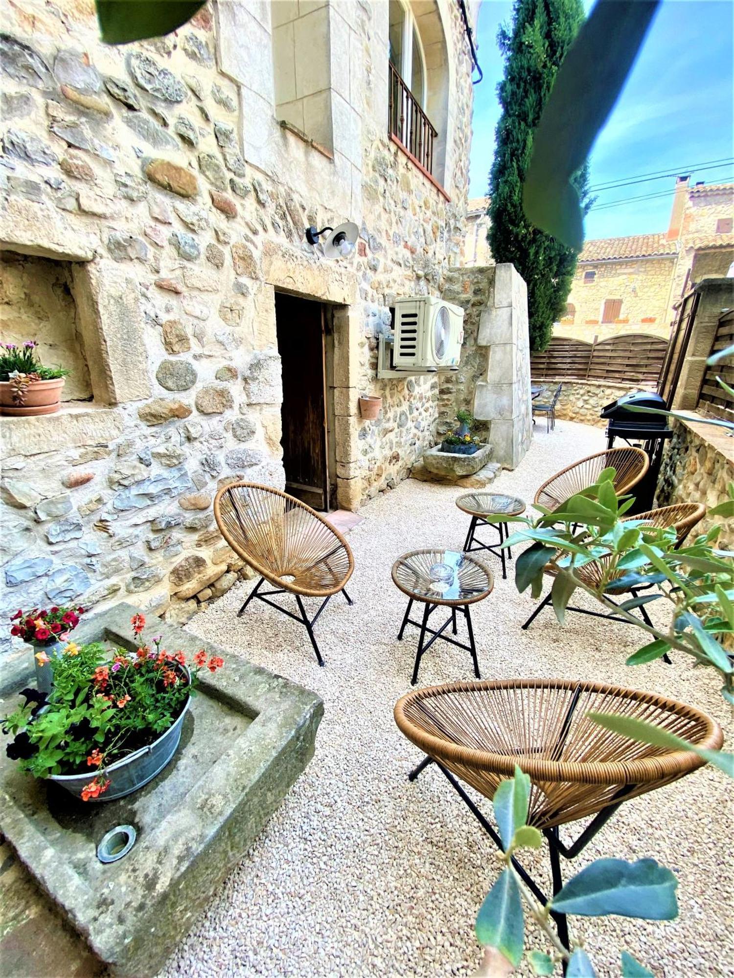 Gite De Groupe 9Ch Ou 3 Gites Independants De 3Ch - Patio Et Piscine Interieure Chauffee Toute L'Annee Vallon-Pont-d'Arc Exterior photo